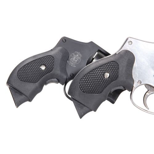 Pachmayr 02605 Guardian Grip S&W J Frame Round Butt Polymer Black Pachmayr 02605 Guardian Grip S&W J Frame Round Butt Polymer Black