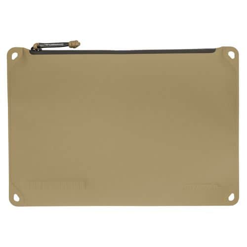 Magpul MAG858-245 DAKA Pouch Flat Dark Earth Polymer Large Magpul MAG858-245 DAKA Pouch Flat Dark Earth Polymer Large