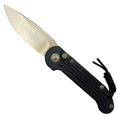 Microtech Combat Troodon D/E Signature Series Carbon Fiber Top Bronze Standard Microtech Combat Troodon D/E Signature Series Carbon Fiber Top Bronze Standard