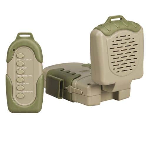 Hunter's Specialties Johnny Stewart Attractor Predator 3 Electronic Predator Game Caller with 5 Calls Hunter's Specialties Johnny Stewart Attractor Predator 3 Electronic Predator Game Caller with 5 Calls