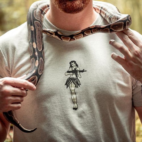 Magpul MAG1117-039-3X Hula Girl Stone Gray 3XL Short Sleeve Magpul MAG1117-039-3X Hula Girl Stone Gray 3XL Short Sleeve