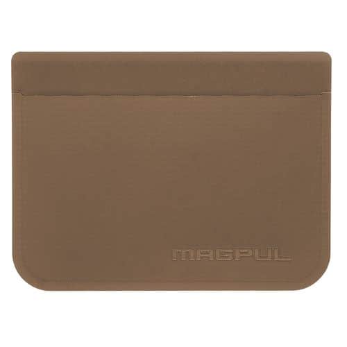 Magpul MAG1095-245 DAKA Everyday Flat Dark Earth Wallet Magpul MAG1095-245 DAKA Everyday Flat Dark Earth Wallet