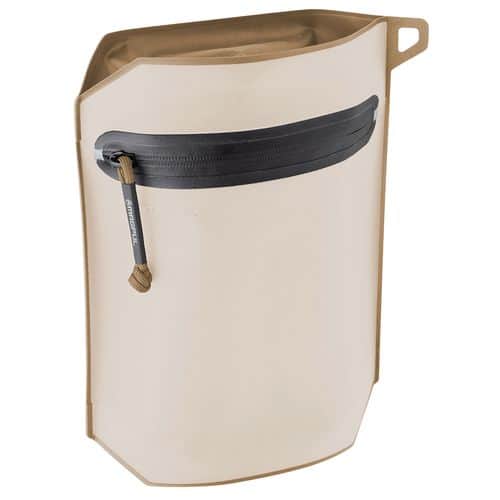 Magpul MAG1101-245 DAKA Volume Pouch Flat Dark Earth Polymer 3L Volume 8.50" Magpul MAG1101-245 DAKA Volume Pouch Flat Dark Earth Polymer 3L Volume 8.50"