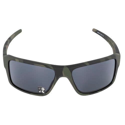 Oakley DOUBLEEDGE Double Edge Polarized, High Definition Gray Lens with Multi-Cam Black Frame for Adults Oakley DOUBLEEDGE Double Edge Polarized, High Definition Gray Lens with Multi-Cam Black Frame for Adults