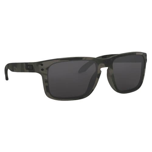 Oakley HOLBROOK Holbrook High Definition Gray Lens with Multi-Cam Black Frame for Adults Oakley HOLBROOK Holbrook High Definition Gray Lens with Multi-Cam Black Frame for Adults