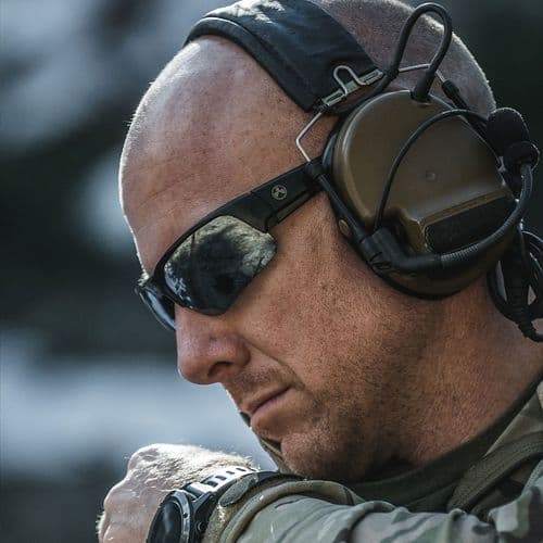 Magpul MAG1097-1-001-1110 Helix Eyewear Anti-Fog & Anti-Reflective Polarized Gray Silver Mirror Lens with Black Frame & Rubber Nose Piece for Adults Magpul MAG1097-1-001-1110 Helix Eyewear Anti-Fog & Anti-Reflective Polarized Gray Silver Mirror Lens with Black Frame & Rubber Nose Piece for Adults