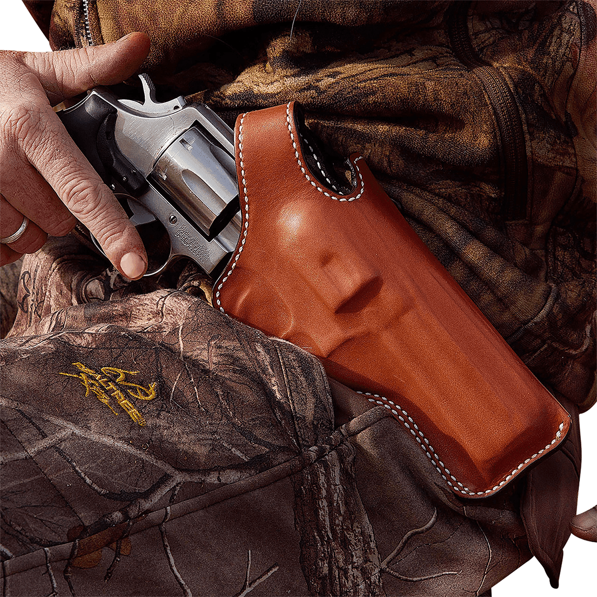 DeSantis Gunhide 016TC34Z0 Dual Angle Hunter OWB Tan Leather Belt Slide Fits S&W L Frame 4" Right Hand DeSantis Gunhide 016TC34Z0 Dual Angle Hunter OWB Tan Leather Belt Slide Fits S&W L Frame 4" Right Hand