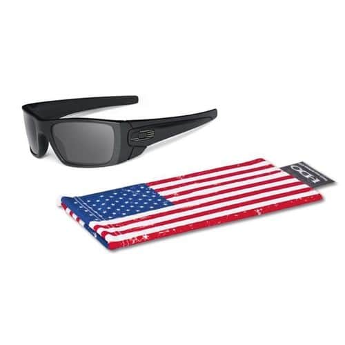 Oakley Standard Issue Fuel Cell Matte Black/Grey Tonal Flag Oakley Standard Issue Fuel Cell Matte Black/Grey Tonal Flag
