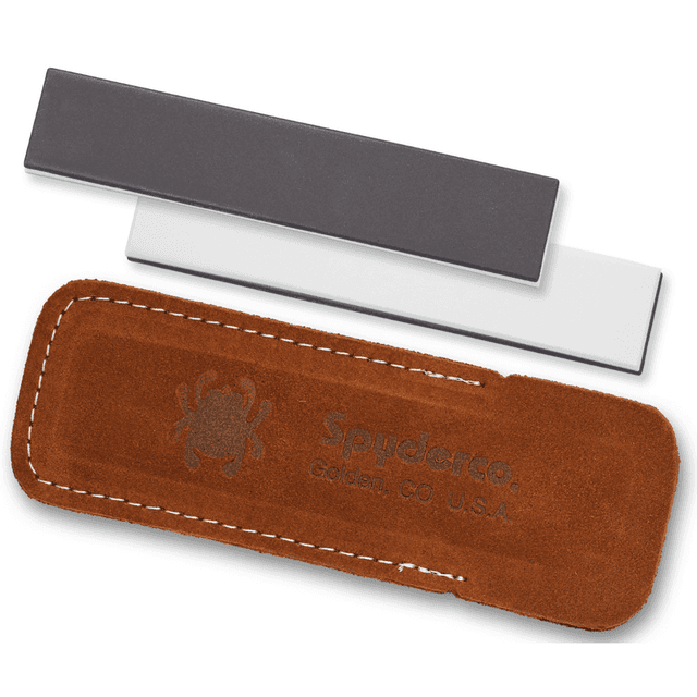 Spyderco Double Stuff Sharpening Stone Ceramic Medium/Fine Black/White - 303MF Spyderco Double Stuff Sharpening Stone Ceramic Medium/Fine Black/White - 303MF