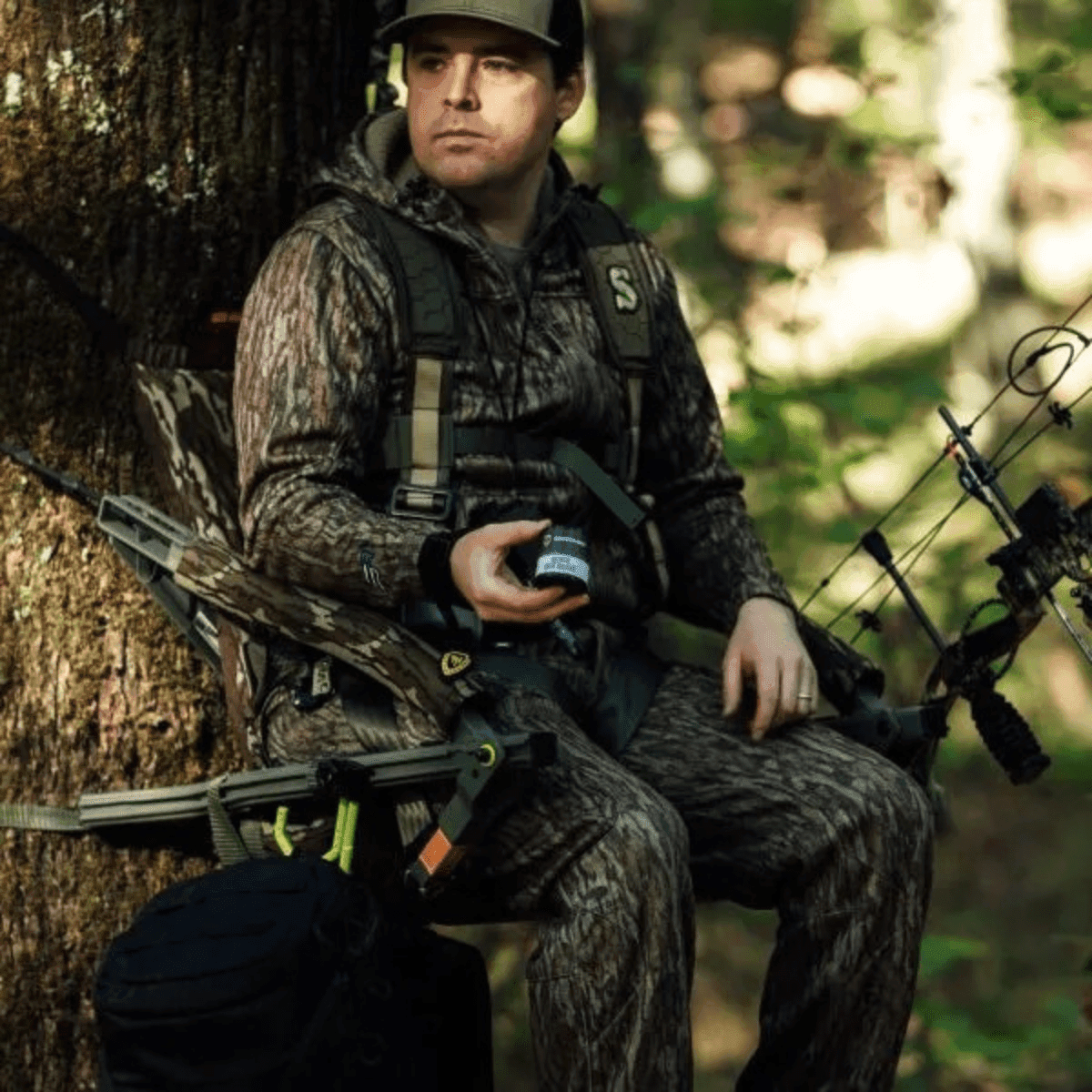 Knight & Hale Quick Doe Bleat Deer Gravity Call, Durable Plastic Construction - KHD0202 Knight & Hale Quick Doe Bleat Deer Gravity Call, Durable Plastic Construction - KHD0202